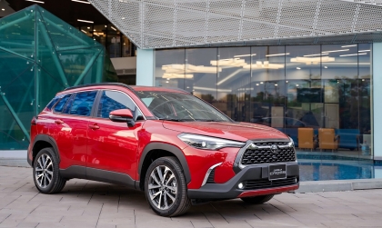 Toyota Corolla Cross giảm giá xả hàng tồn tại đại lý